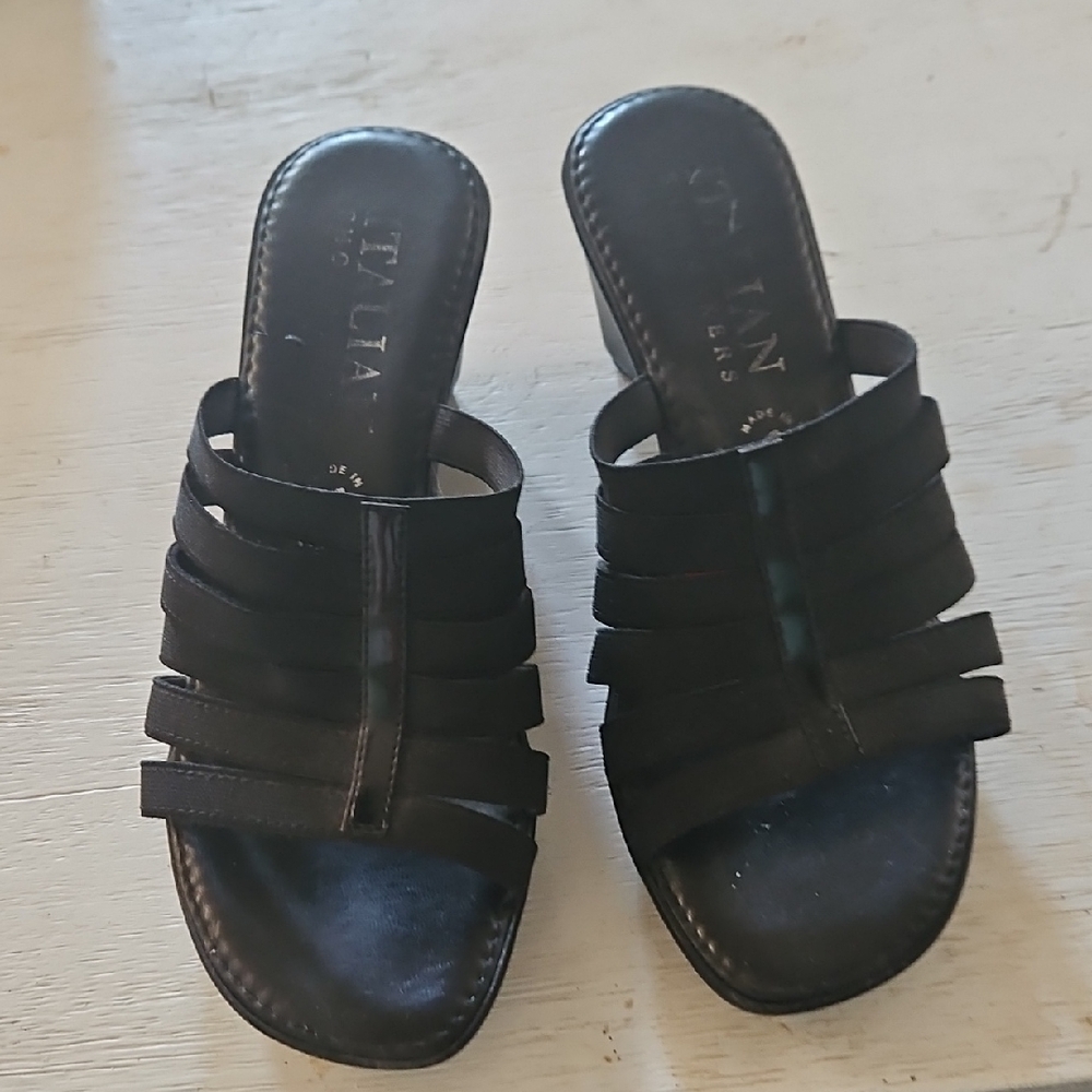 Italina Women's Black Mules